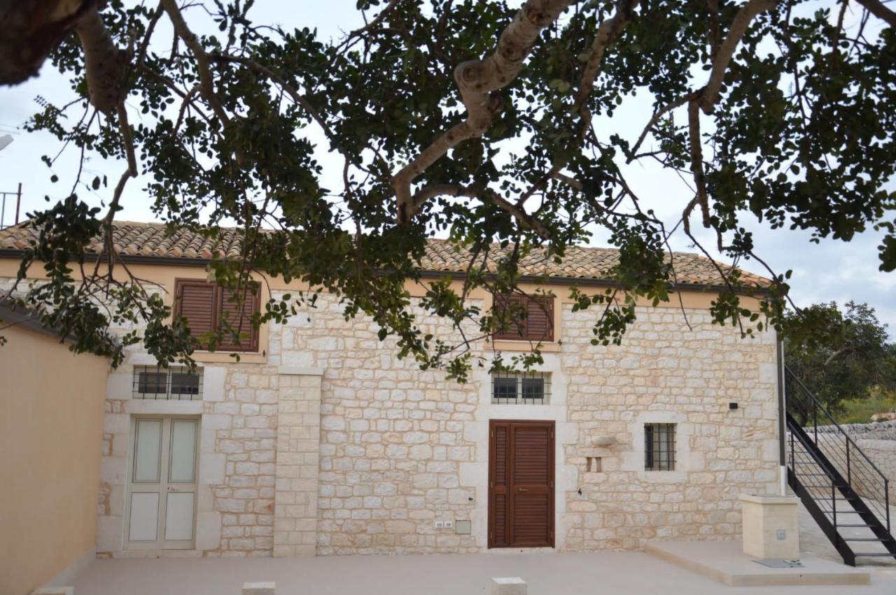 Il Carrubo Holiday House Scicli Dış mekan fotoğraf